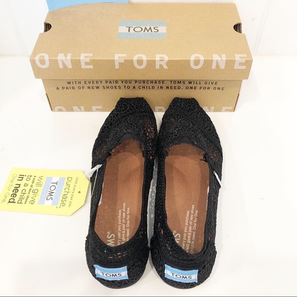 NIB TOMS Classic Black Moroccan Crochet - Picture 4 of 6